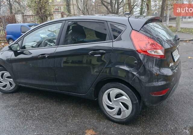 Чорний Форд Фієста, об'ємом двигуна 1.6 л та пробігом 170 тис. км за 5750 $, фото 3 на Automoto.ua