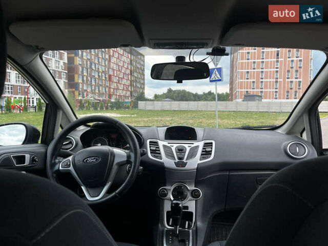 Чорний Форд Фієста, об'ємом двигуна 1.4 л та пробігом 182 тис. км за 6000 $, фото 3 на Automoto.ua