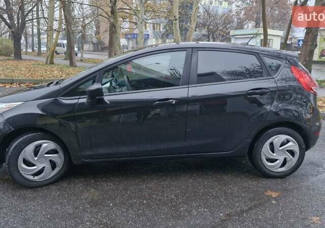 Чорний Форд Фієста, об'ємом двигуна 1.6 л та пробігом 170 тис. км за 5750 $, фото 2 на Automoto.ua