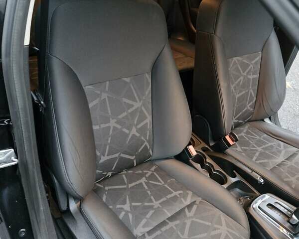 Чорний Форд Фієста, об'ємом двигуна 1.6 л та пробігом 170 тис. км за 5750 $, фото 21 на Automoto.ua