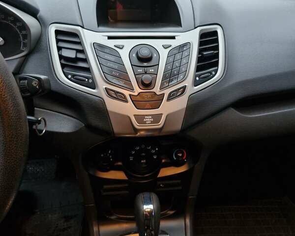 Чорний Форд Фієста, об'ємом двигуна 1.6 л та пробігом 170 тис. км за 5750 $, фото 13 на Automoto.ua