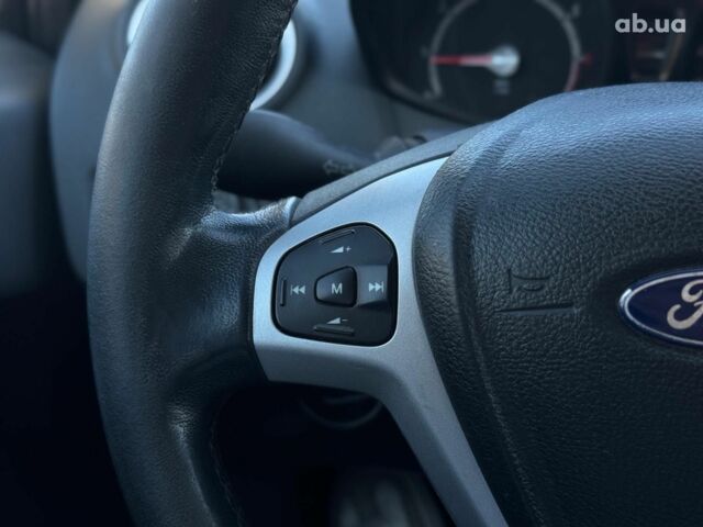 Чорний Форд Фієста, об'ємом двигуна 1.4 л та пробігом 183 тис. км за 7240 $, фото 26 на Automoto.ua