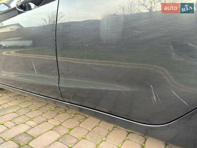 Черный Форд Фиеста, объемом двигателя 1.6 л и пробегом 210 тыс. км за 5000 $, фото 22 на Automoto.ua