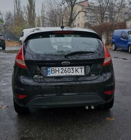 Чорний Форд Фієста, об'ємом двигуна 1.6 л та пробігом 170 тис. км за 5750 $, фото 4 на Automoto.ua