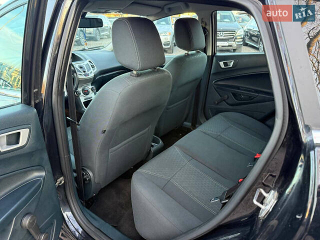 Чорний Форд Фієста, об'ємом двигуна 1.56 л та пробігом 280 тис. км за 5900 $, фото 33 на Automoto.ua