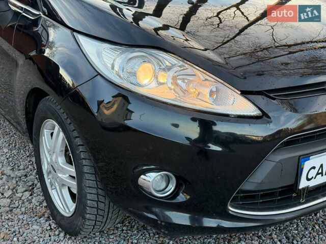 Чорний Форд Фієста, об'ємом двигуна 1.56 л та пробігом 280 тис. км за 5900 $, фото 18 на Automoto.ua