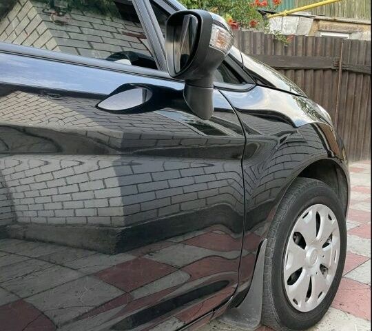 Чорний Форд Фієста, об'ємом двигуна 1 л та пробігом 145 тис. км за 7000 $, фото 1 на Automoto.ua