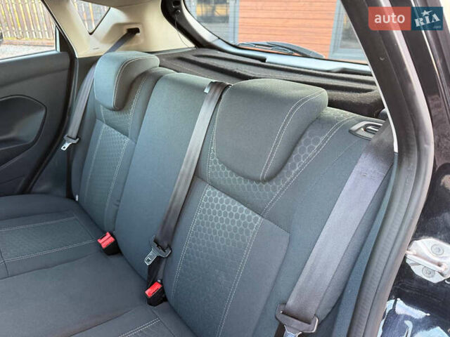 Чорний Форд Фієста, об'ємом двигуна 1.56 л та пробігом 280 тис. км за 5900 $, фото 36 на Automoto.ua