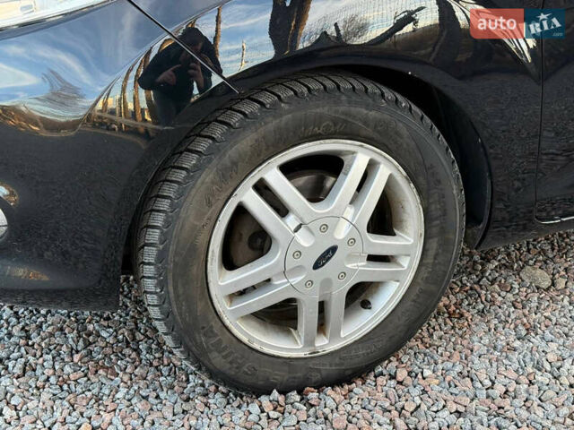 Чорний Форд Фієста, об'ємом двигуна 1.56 л та пробігом 280 тис. км за 5900 $, фото 4 на Automoto.ua