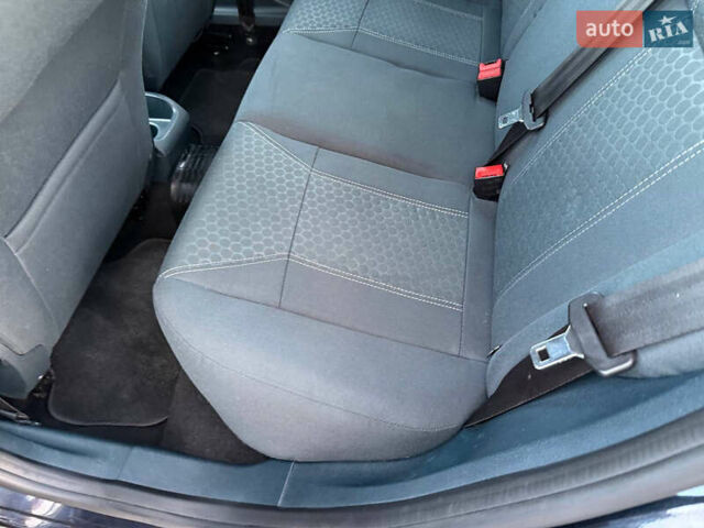 Чорний Форд Фієста, об'ємом двигуна 1.56 л та пробігом 280 тис. км за 5900 $, фото 35 на Automoto.ua