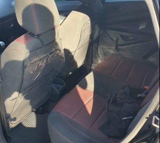 Чорний Форд Фієста, об'ємом двигуна 1 л та пробігом 145 тис. км за 7000 $, фото 3 на Automoto.ua