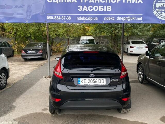 Черный Форд Фиеста, объемом двигателя 1.4 л и пробегом 247 тыс. км за 5899 $, фото 5 на Automoto.ua