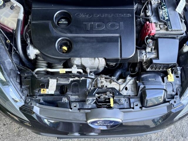 Черный Форд Фиеста, объемом двигателя 1.6 л и пробегом 291 тыс. км за 6450 $, фото 3 на Automoto.ua