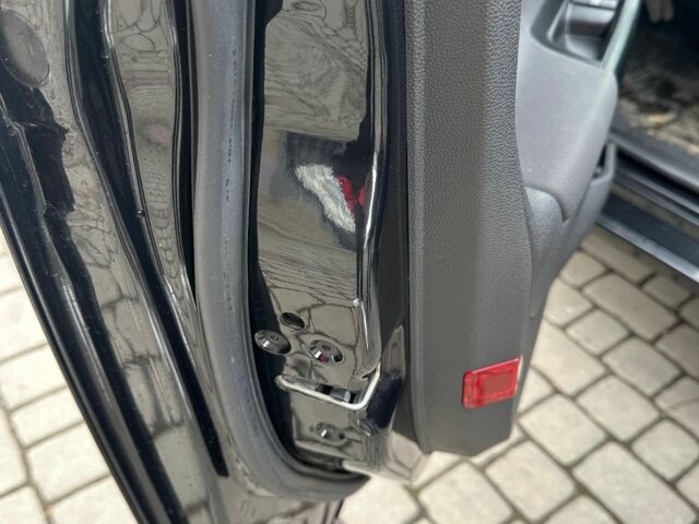 Черный Форд Фиеста, объемом двигателя 1 л и пробегом 42 тыс. км за 8000 $, фото 7 на Automoto.ua