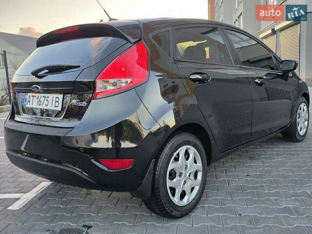 Черный Форд Фиеста, объемом двигателя 1.6 л и пробегом 213 тыс. км за 7333 $, фото 12 на Automoto.ua