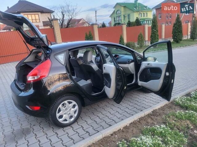 Чорний Форд Фієста, об'ємом двигуна 1.6 л та пробігом 212 тис. км за 7300 $, фото 92 на Automoto.ua
