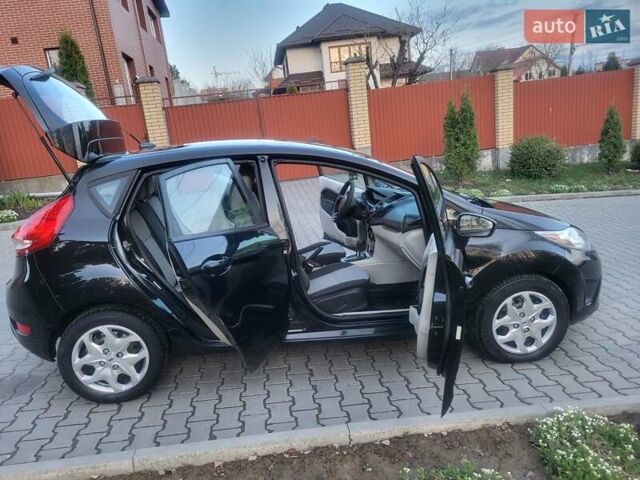 Чорний Форд Фієста, об'ємом двигуна 1.6 л та пробігом 212 тис. км за 7300 $, фото 95 на Automoto.ua