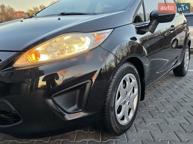 Черный Форд Фиеста, объемом двигателя 1.6 л и пробегом 213 тыс. км за 7333 $, фото 17 на Automoto.ua