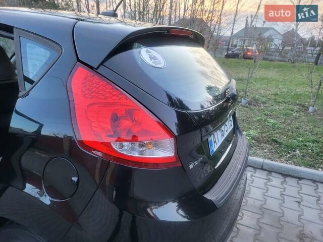 Чорний Форд Фієста, об'ємом двигуна 1.6 л та пробігом 212 тис. км за 7300 $, фото 125 на Automoto.ua