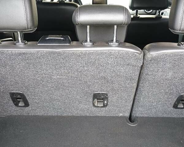 Чорний Форд Фієста, об'ємом двигуна 1.6 л та пробігом 204 тис. км за 7000 $, фото 17 на Automoto.ua