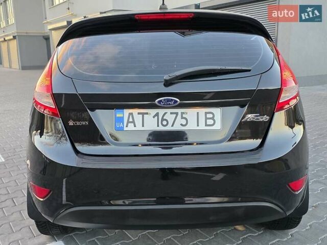 Черный Форд Фиеста, объемом двигателя 1.6 л и пробегом 213 тыс. км за 7333 $, фото 10 на Automoto.ua