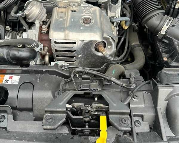 Черный Форд Фиеста, объемом двигателя 1 л и пробегом 42 тыс. км за 8000 $, фото 3 на Automoto.ua