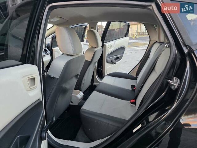 Черный Форд Фиеста, объемом двигателя 1.6 л и пробегом 213 тыс. км за 7333 $, фото 33 на Automoto.ua