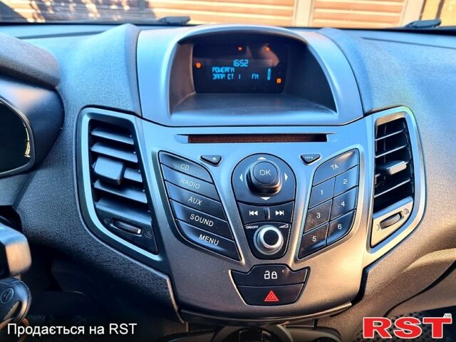 Черный Форд Фиеста, объемом двигателя 1 л и пробегом 146 тыс. км за 5500 $, фото 3 на Automoto.ua