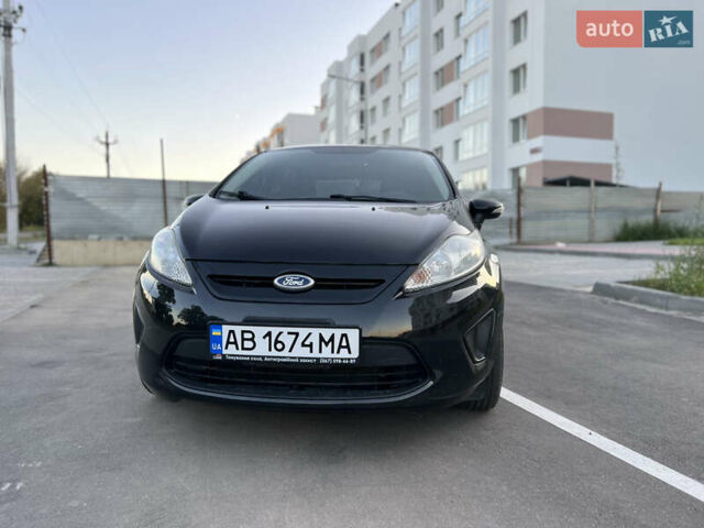 Черный Форд Фиеста, объемом двигателя 1.6 л и пробегом 260 тыс. км за 6499 $, фото 3 на Automoto.ua