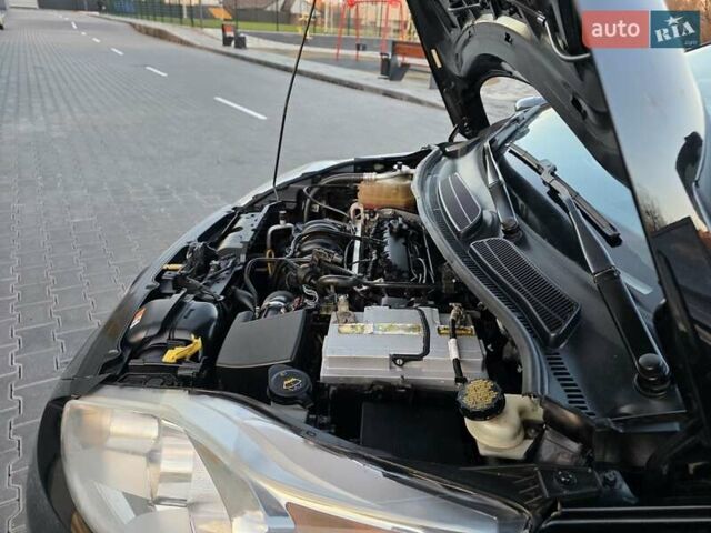 Черный Форд Фиеста, объемом двигателя 1.6 л и пробегом 213 тыс. км за 7333 $, фото 24 на Automoto.ua