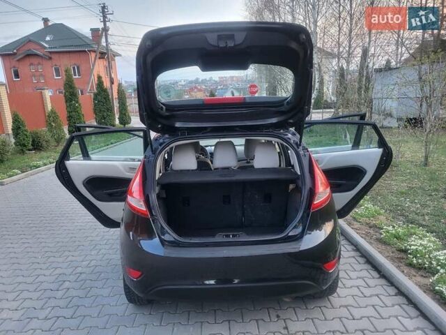 Чорний Форд Фієста, об'ємом двигуна 1.6 л та пробігом 212 тис. км за 7300 $, фото 90 на Automoto.ua