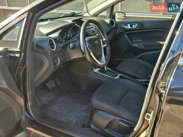 Чорний Форд Фієста, об'ємом двигуна 1.6 л та пробігом 117 тис. км за 6999 $, фото 7 на Automoto.ua