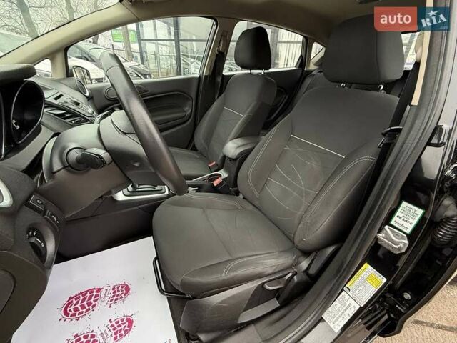Черный Форд Фиеста, объемом двигателя 1.6 л и пробегом 115 тыс. км за 8800 $, фото 13 на Automoto.ua