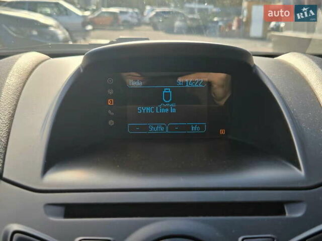 Чорний Форд Фієста, об'ємом двигуна 1.6 л та пробігом 117 тис. км за 6999 $, фото 18 на Automoto.ua