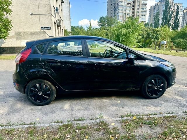 Черный Форд Фиеста, объемом двигателя 1.6 л и пробегом 130 тыс. км за 5100 $, фото 4 на Automoto.ua