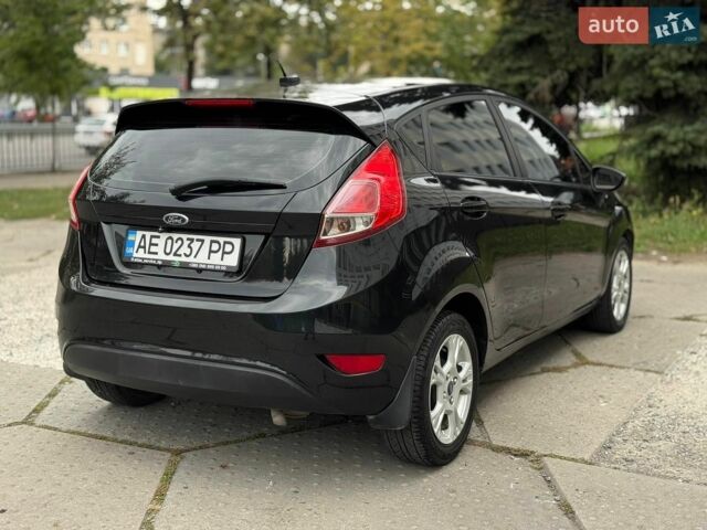 Черный Форд Фиеста, объемом двигателя 1.6 л и пробегом 135 тыс. км за 7800 $, фото 8 на Automoto.ua
