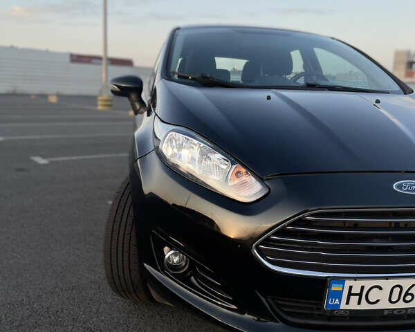 Чорний Форд Фієста, об'ємом двигуна 1.6 л та пробігом 123 тис. км за 8900 $, фото 6 на Automoto.ua
