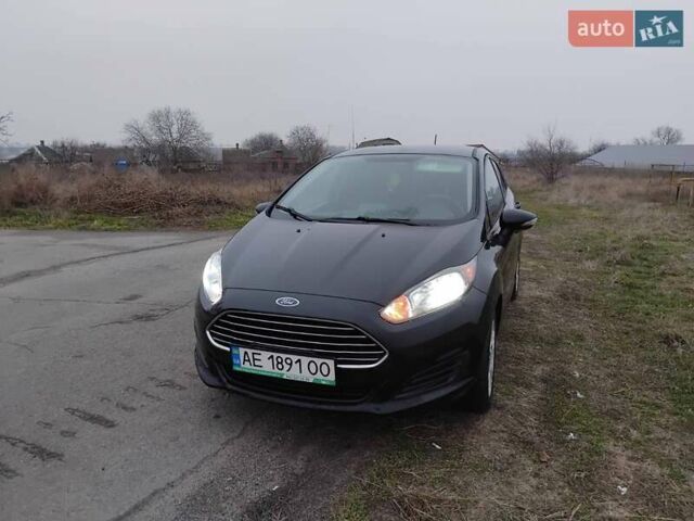 Черный Форд Фиеста, объемом двигателя 1.6 л и пробегом 350 тыс. км за 6500 $, фото 7 на Automoto.ua