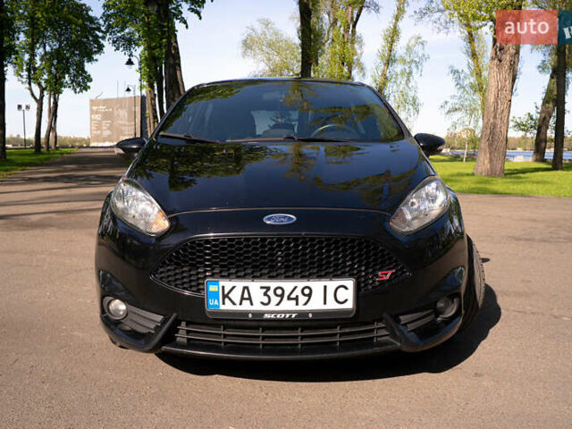 Форд Фиеста 2015 в Ивано-Франковске на Automoto.ua Черный Форд Фиеста, объемом двигателя 1.6 л и пробегом 124 тыс. км за 9200 $, фото 2 на Automoto.ua