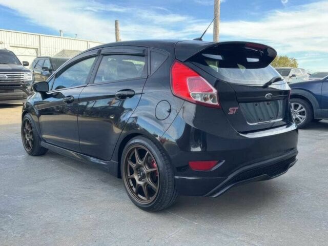 Чорний Форд Фієста, об'ємом двигуна 1.6 л та пробігом 73 тис. км за 3800 $, фото 6 на Automoto.ua