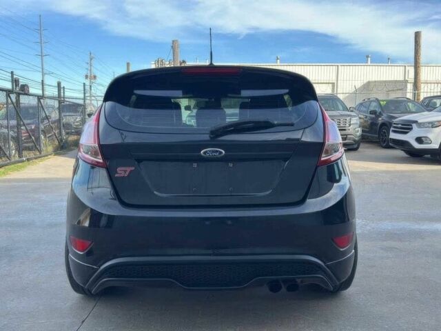 Черный Форд Фиеста, объемом двигателя 1.6 л и пробегом 78 тыс. км за 4800 $, фото 3 на Automoto.ua