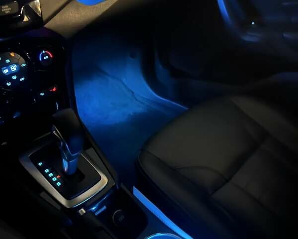 Чорний Форд Фієста, об'ємом двигуна 1.6 л та пробігом 136 тис. км за 7900 $, фото 12 на Automoto.ua