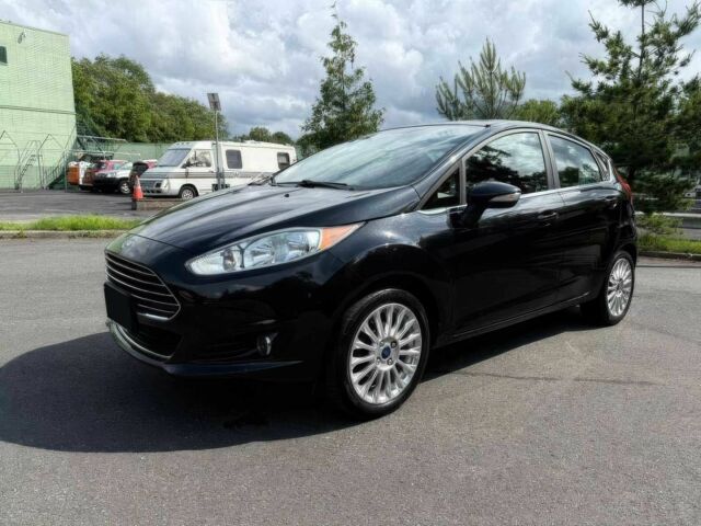 Черный Форд Фиеста, объемом двигателя 1.6 л и пробегом 47 тыс. км за 8500 $, фото 1 на Automoto.ua