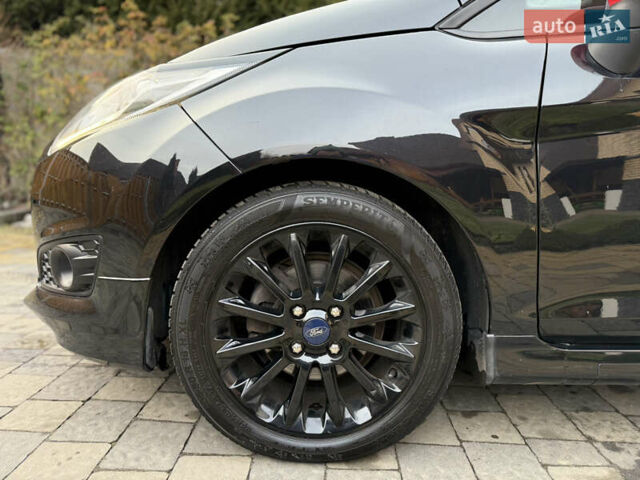 Черный Форд Фиеста, объемом двигателя 1 л и пробегом 173 тыс. км за 7600 $, фото 13 на Automoto.ua