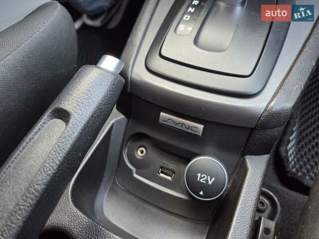 Черный Форд Фиеста, объемом двигателя 1.6 л и пробегом 71 тыс. км за 7999 $, фото 27 на Automoto.ua