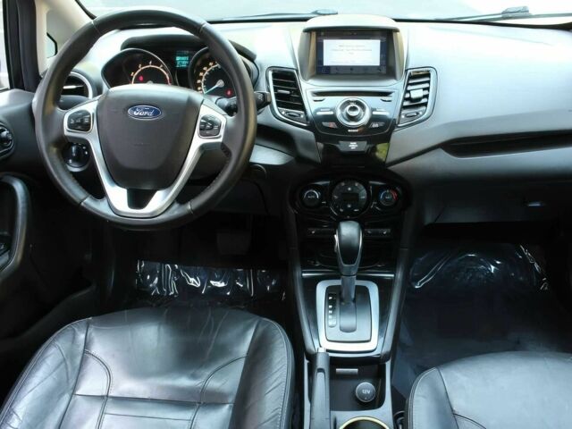 Черный Форд Фиеста, объемом двигателя 1.6 л и пробегом 79 тыс. км за 7450 $, фото 5 на Automoto.ua