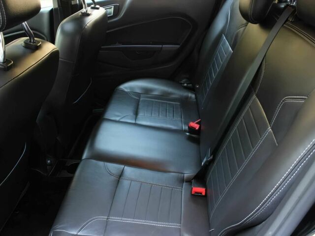 Черный Форд Фиеста, объемом двигателя 1.6 л и пробегом 79 тыс. км за 7450 $, фото 10 на Automoto.ua