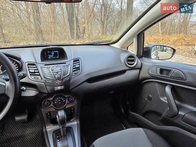 Черный Форд Фиеста, объемом двигателя 1.6 л и пробегом 71 тыс. км за 7999 $, фото 24 на Automoto.ua