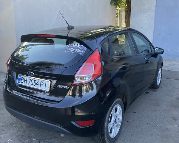 Черный Форд Фиеста, объемом двигателя 1.6 л и пробегом 131 тыс. км за 7500 $, фото 5 на Automoto.ua