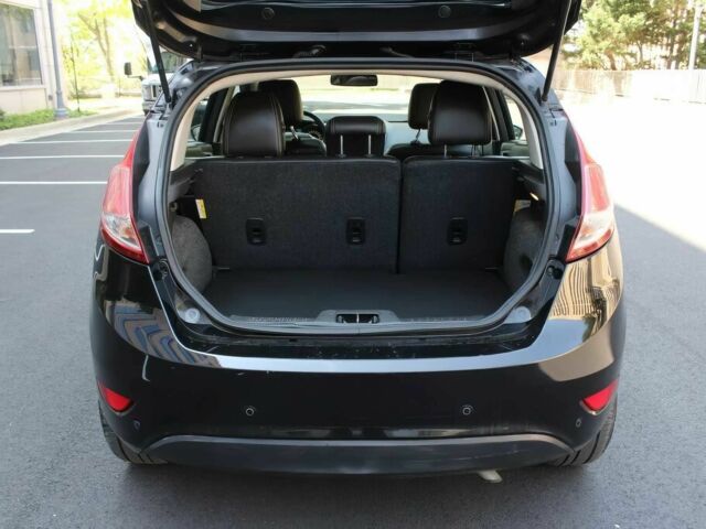 Черный Форд Фиеста, объемом двигателя 1.6 л и пробегом 79 тыс. км за 7450 $, фото 4 на Automoto.ua